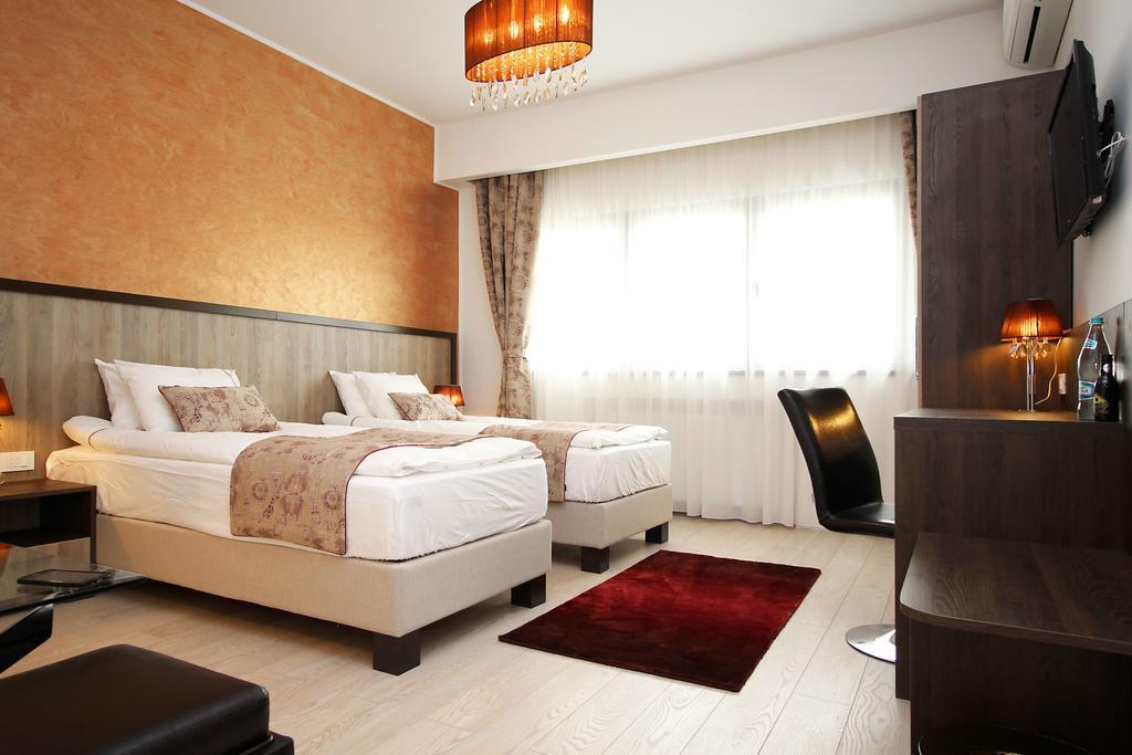 Studio Old Town Bukares Bagian luar foto